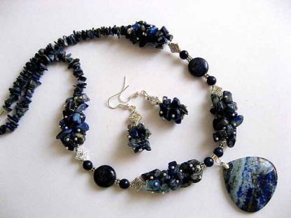 Lapis lazuli pietre set bijuterii colier si cercei 19082
