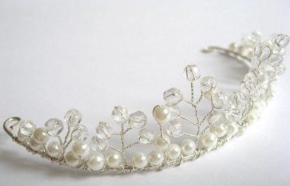 Diadema mireasa, produs nunta cristale si perle sticla 20320 din alt unghi