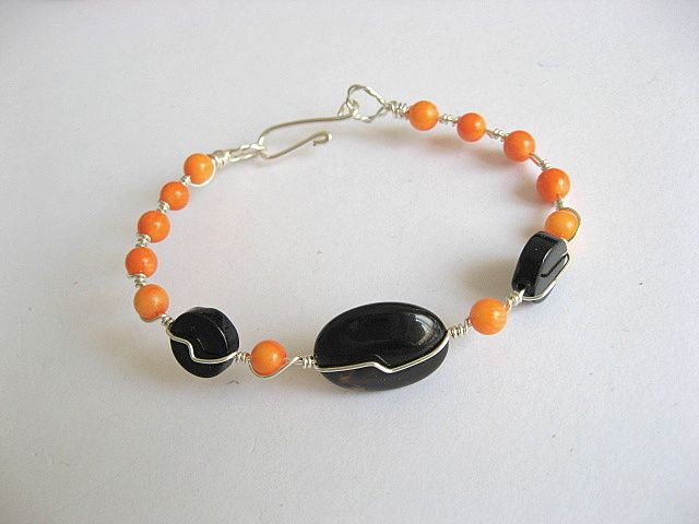 admire Completely dry Tomato Coral portocaliu si onix negru si sarma argintata, bratara femei 19981 –  Cadouri handmade