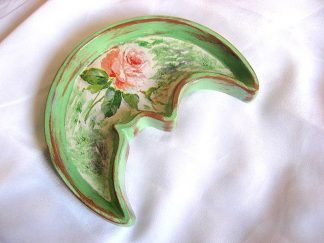 Platou ipsos model trandafir, floare roz si alb, fond verde alb vintage 22243