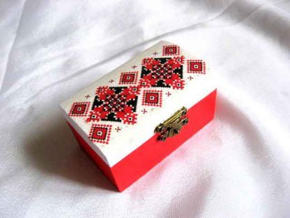 Cutie bijuterii cu motive traditionale romanesti, culori rosu si negru 29157