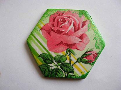 Magnet frigider hexagon trandafiri roz, magnet ipsos decoratiune 23636