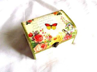 Cutie model exotic: flori, papagal si fluture, cutie lemn 32442