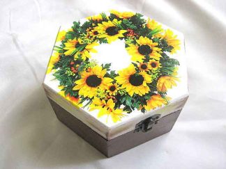 Cutie lemn hexagon cu model de floarea soarelui, cutie decorata 28477