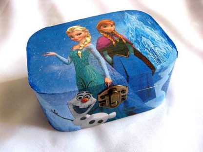 Cutie desene animate Frozen, printese Anna si Elsa, omul de zapada Olaf, cutie lemn 27812