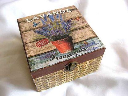 Cutie cu flori de levantica gen cos impletit, cutie lemn 26359