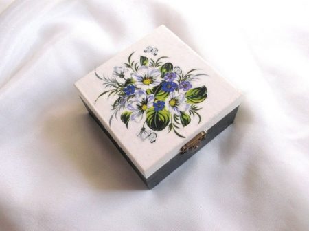 Model floral cutie cadouri, produs cadou femei 39767