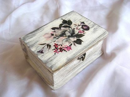 Cutie care imita forma unei carti, carte cu model floral 22546 2