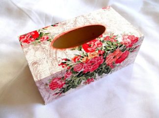 Cutie cu garoafe rosii, cutie de servetele din lemn cu flori rosii 40188