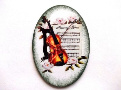 Magnet cu vioara, portativ muzical si flori, tablou oval pe lemn 40415
