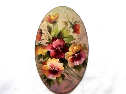 Tablou cu hibiscus rosii si galbene, tablou oval pe lemn 40624