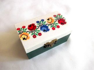 cutie lemn decorata cu motiv traditional 43633